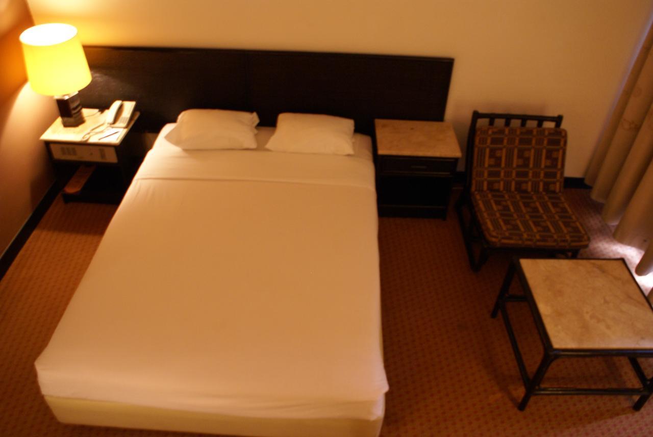 Benin Marina Hotel Cotonou Exterior photo